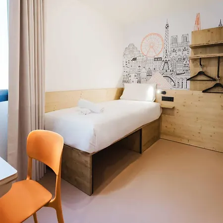מלון Easyhotel Centro